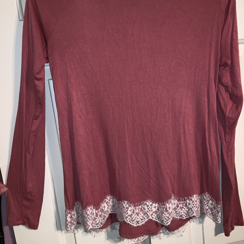 Lace trim criss cross back long sleeve